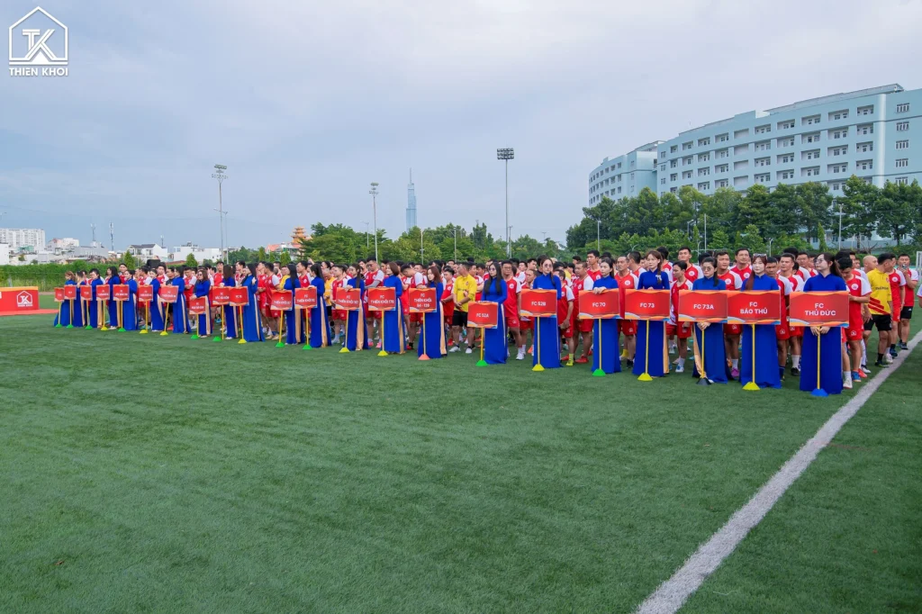Khai mạc Giải Bóng Đá Thiên Khôi 2025 – Văn hoá gắn kết, bệ phóng tuyển dụng môi giới bất động sản. moi truong lam viec tai thien khoi 1024x682